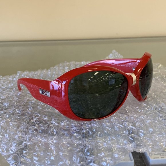 Dolce & Gabbana Red 6041 Sunglasses 2000s Dolce & Gabbana Aviator Sunglasses Red Italy Flag 4057  main image 4
